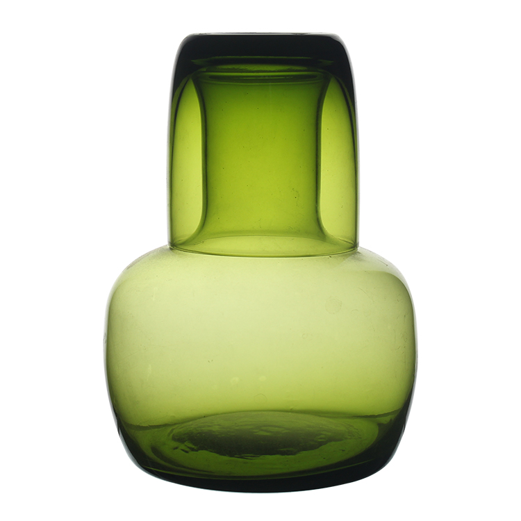 Nordic Creative Modern Handmade  High Quality Green Light Glass & Crystal  Glass Vases