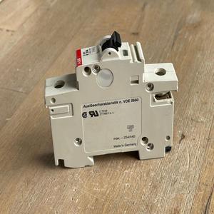 Nuovo e originale Plc S281 K25A interruttore 25A 1 polo 230400V PLC Controller di programmazione - Product Image 1