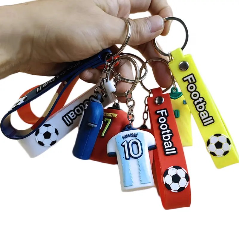 Футбольный форменный силиконовый брелок для ключей, 3d брелок из ПВХ, изготовленный по индивидуальному заказу, модный брелок из ПВХ