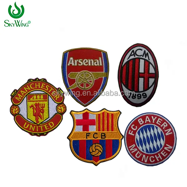 Distintivi sportivi personalizzati di alta qualità ricamati con Logo della squadra di calcio Iron on Patch per maglie sportive