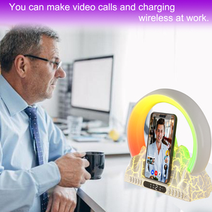 2023 yeni ürün 15W hızlı kablosuz şarj TUYA APP kontrolü akıllı ev ışıkları atmosfer gece ışıkları uyandırma masa alarmı saat - Product Image 5