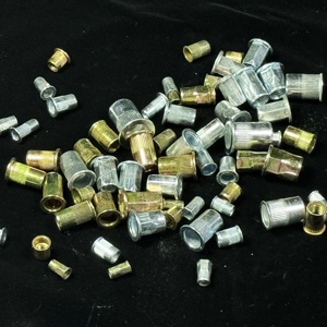 M3 4 5 6 8 10 12 silindirik kör Hex düz ekle Pem metrik inç paslanmaz çelik galvanizli çinko karbon çelik perçin fındık - Product Image 5