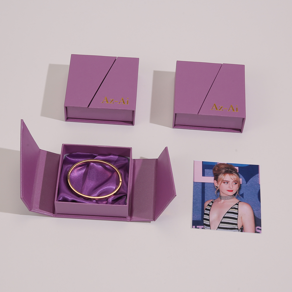Tela de satén morado