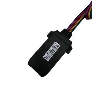 IP68 a prueba de agua 4G 8-Wires Seguimiento en tiempo real GPS Tracker Soporte OEM y precio de fábrica - Product Image 3