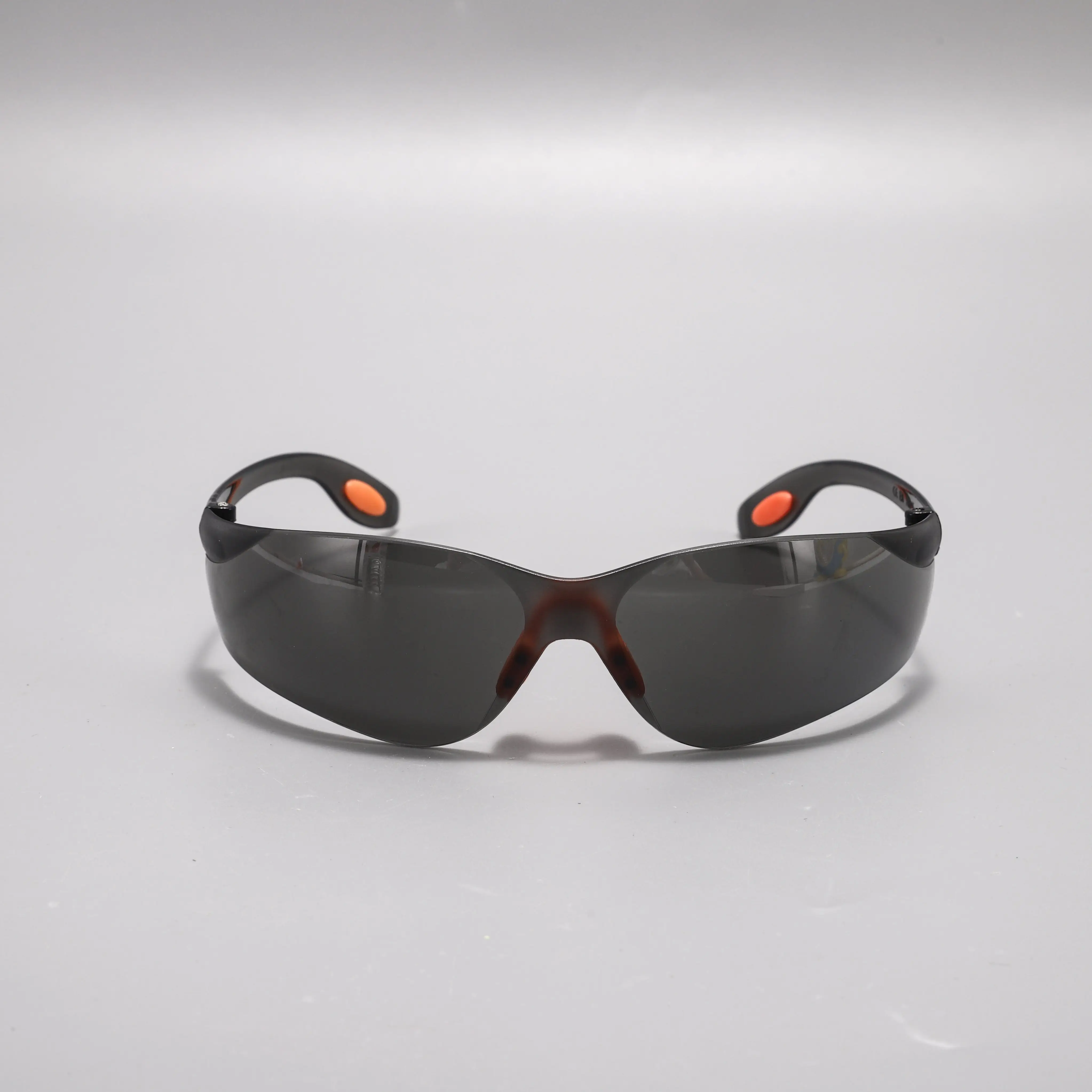 Lunettes de sécurité laser bon marché ANSI CE lunettes de protection des yeux anti-UV industrielles lunettes de soudage en plastique lunettes de protection