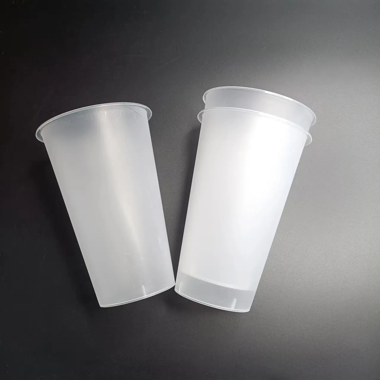 PTPACK PP Frosted Plastic Cup mit individuellem Logo für das Trinken von Getränken