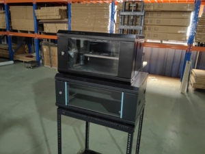 优质4u 6u闭路电视电信交换机电脑柜电信金属钢板网柜 - Product Image 2