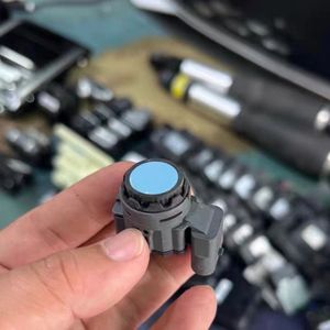 BYD Denza N7 2023 + Thiết bị hỗ trợ đảo chiều xe hơi cảm biến Radar đỗ xe vị trí phía trước 12V DC UXEXA-3603800-00LBL - Product Image 1