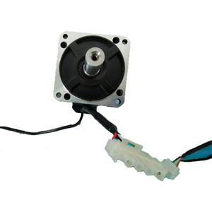 Абсолютно новый оригинальный Q1AA07075DXS35 Серводвигатель Spot PLC Контроллер программирования из стали