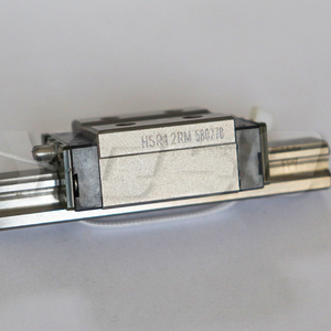 日本直线导轨HSR15 HSR20 HSR25 HSR30 HSR35 HSR45 HSR55直线导轨和滑块 - Product Image 3