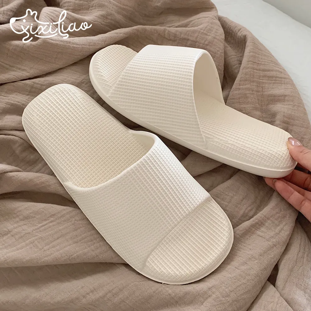 XIXITIAO 2024 tendencia al por mayor Eva zapatillas mujeres Hotel baño plano interior verano mujeres hombres zapatillas femeninas para el hogar