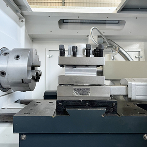 Precio de fábrica Torno CNC Ck6140 Guía lineal Máquina de torno horizontal de cama plana - Product Image 5