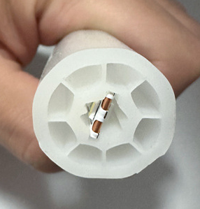 Tube au néon blanc laiteux