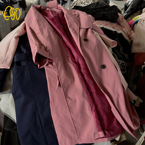 卸売り中古服セカンドハンド女性秋と冬のロングトレンチコート,女性用中古服オンラインインドで購入