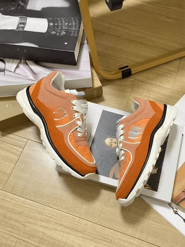 สีน้ำตาล