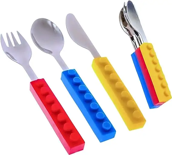 Ensemble d'ustensiles pour tout-petits, blocs imbriqués de couteau à fourchette cuillère pour enfants. Argenterie en acier inoxydable Fun & Safe pour la maison, boîte à lunch