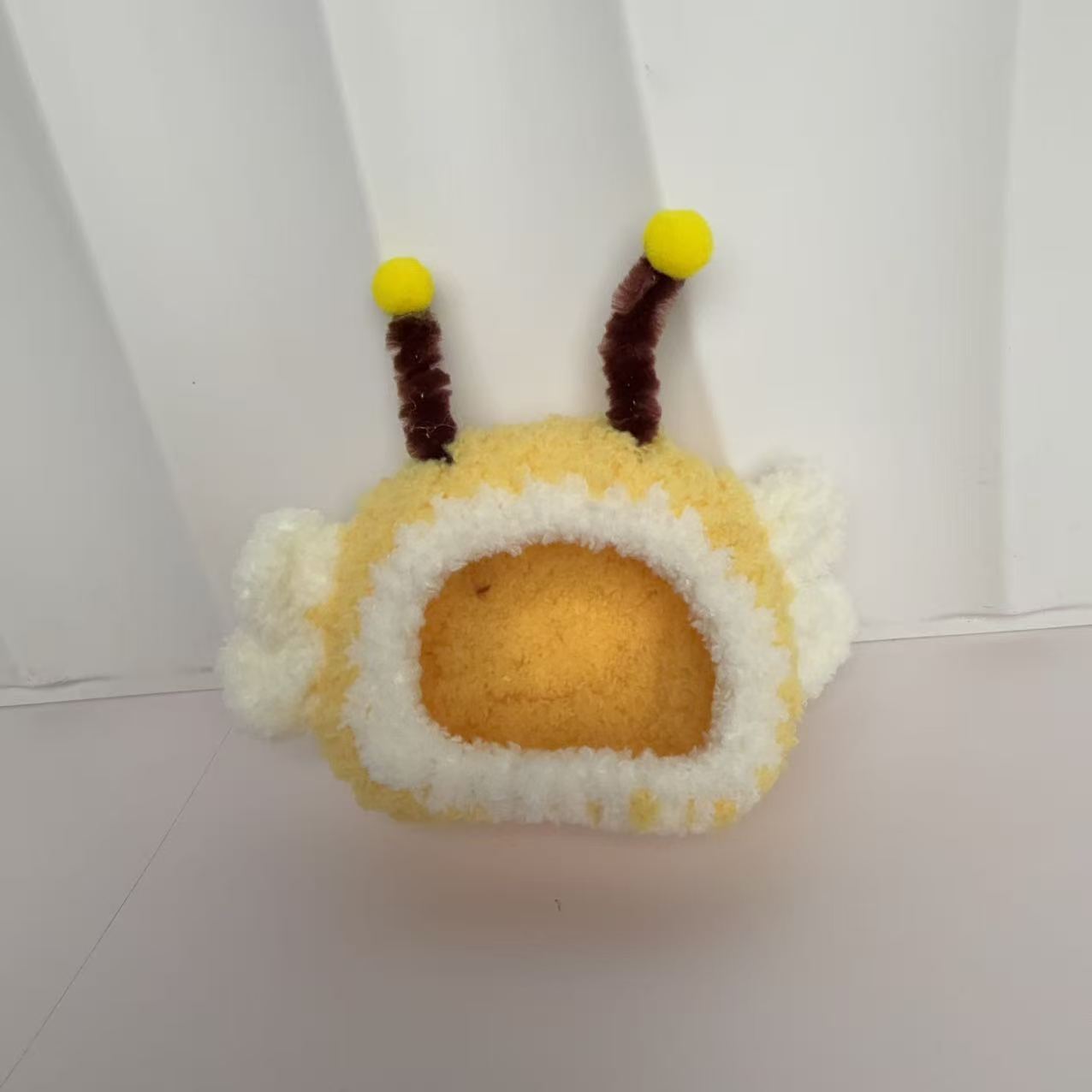 Small bee headgear