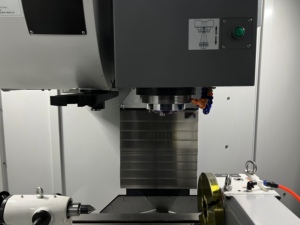 VMC 850 çin kaliteli dikey CNC işleme makinesi - Product Image 4