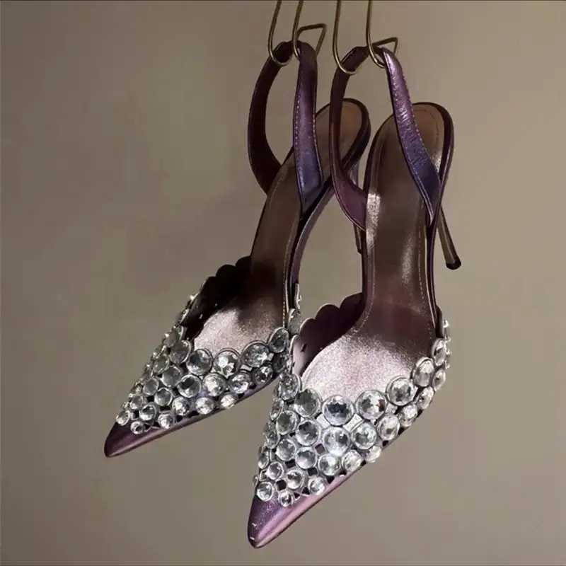 Estilos Luxuosos Mulheres Big Rhinestones Stiletto Salto Alto Sandálias Deslizamento Em Slingback Senhoras Vestido De Verão Sapatos