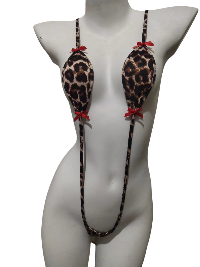 Leopard red bow