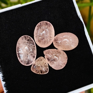 גבוה ביותר טבעי ורוד מורגנייט מגולף cabochon שטוח בחזרה גודל 5 מ "מ גודל התינוק ורוד צבע מורגנייט