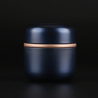 A 8.5cm x 8.5cm