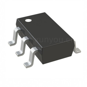 Yeni ve orijinal TC1070VCT713 SOT23-5 elektronik bileşen entegre devre IC
