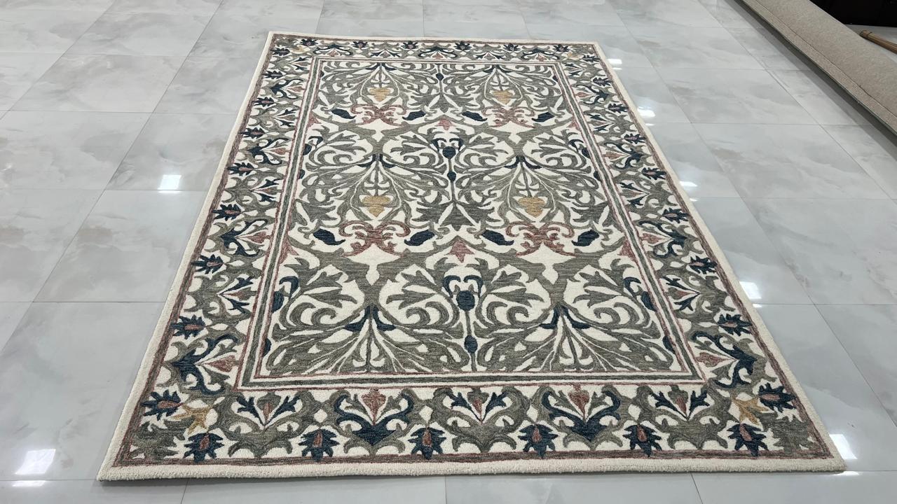 Vert sauge, Olive, Ivoire, Rose poudré, Anthracite, Or