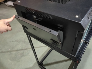 优质4u 6u闭路电视电信交换机电脑柜电信金属钢板网柜 - Product Image 5