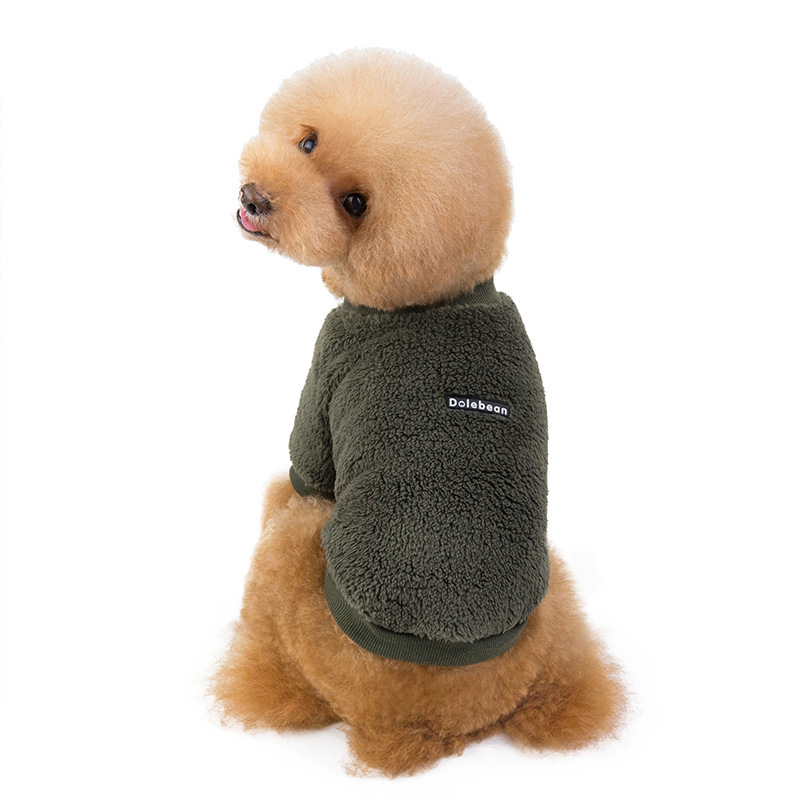 pull vert foncé
