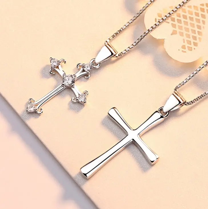 Женское ожерелье из серебра 925 пробы с кулоном в виде креста с белыми стразами