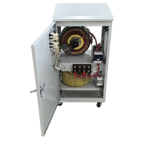 Estabilizador de voltaje de fuente de alimentación Salida de entrada 220V 5KVA 10KVA 15KVA 20KVA Regulador estabilizador de voltaje eléctrico automático - Product Image 3