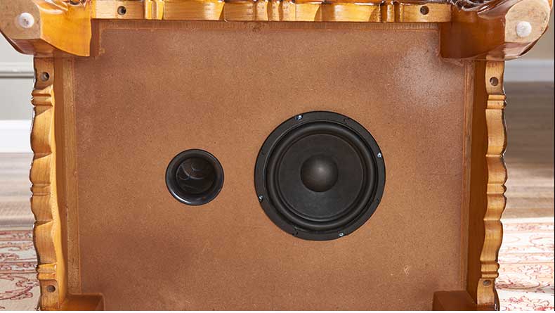 vintage design Wooden desktop record player vinyl and gramophon turntable phonograph in western style restaurant