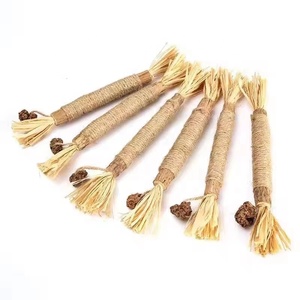 Palos para masticar hierba gatera de vid de plata natural, pelotas de juguete para mascotas de estilo de dibujos animados hechas de nailon duradero, mordedores limpiadores de dientes - Product Image 1
