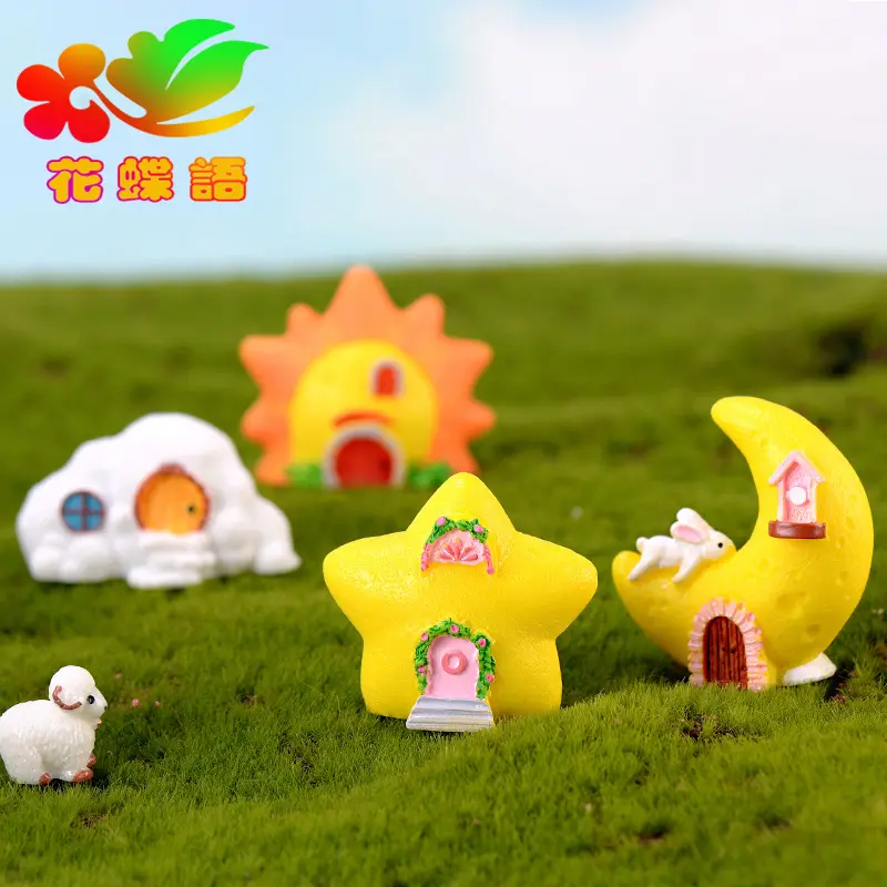 Hot Sell Fantasy Starry Sky House Micro Landscape Creative Resin Decoration Cake, Star Moon, Sun Cloud Accessories