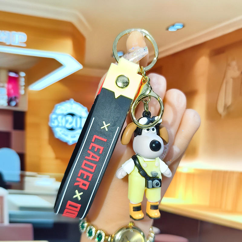 Le chien leader est jaune