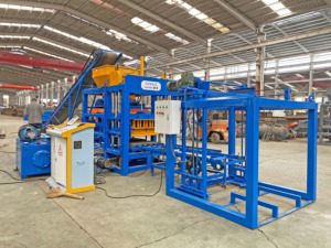 Qt4-15 Hydraulic Compressed Earth Interlocking <strong>Block</strong> <strong>Making</strong> <strong>Machine</strong> Automatic <strong>Building</strong> Production Durable Engine for Cement - Product Image 2