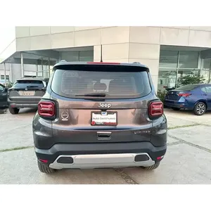 Jeep Renegade 5-Door Limited L4/<strong>1.3</strong>/T Aut Electric/Gas Engine 4L <strong>Turbo</strong> R20 Tire Size Manual/Automatic Gearbox Left Hand Steering - Product Image 4