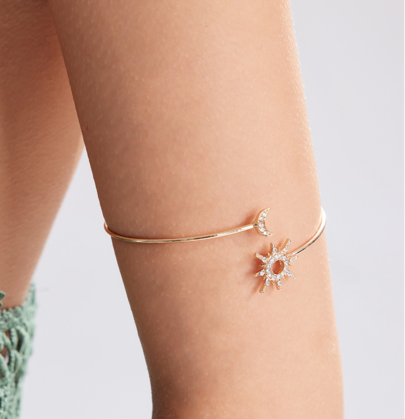 7# bracelet-Golden-star Moon