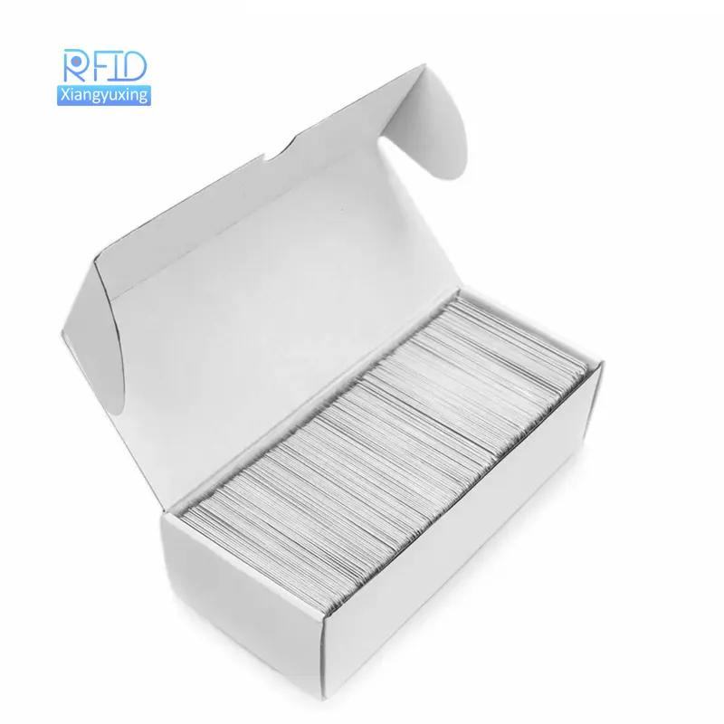 14443A Smart Card RFID NFC bianco bianco carta bianca con Logo personalizzato e programmazione URL