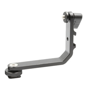 コールドシューと1/4ネジを備えたカメラフィールドモニター用のアルミニウムLブラケットマウント - Product Image 1