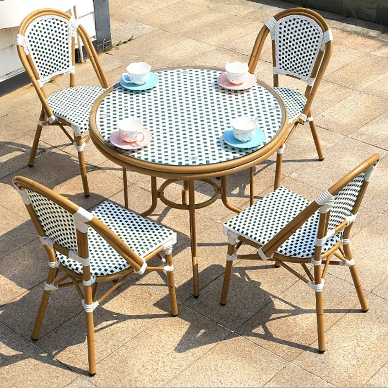 인기있는 디자인 야외 가구 프랑스 스타일 대나무 같은 PE 등나무 짠 사각 테이블 의자