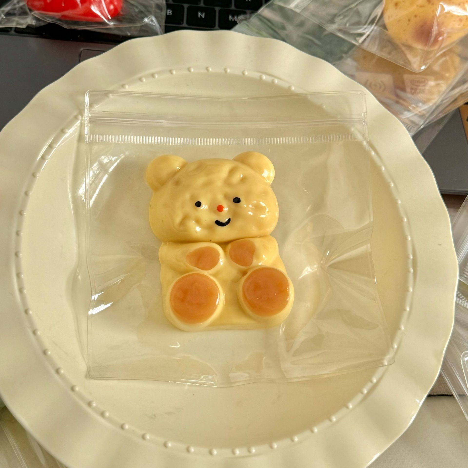 กระเป๋า PVC ลายหมีเนย