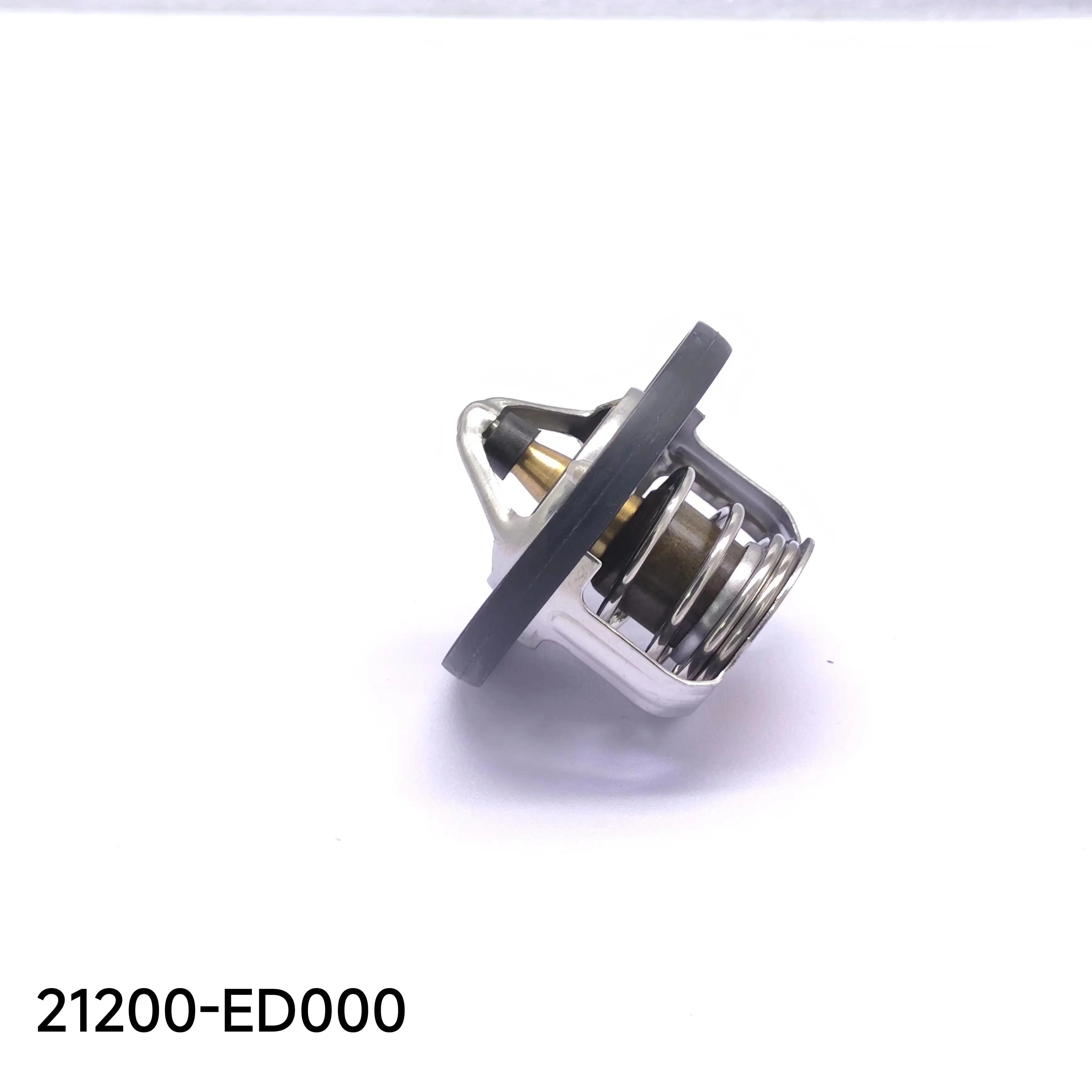 Piezas de coche de alta calidad 82 termostático 21200-ED000 para Nissan Tiida Sc11x termostato de motor termostato piezas de motor