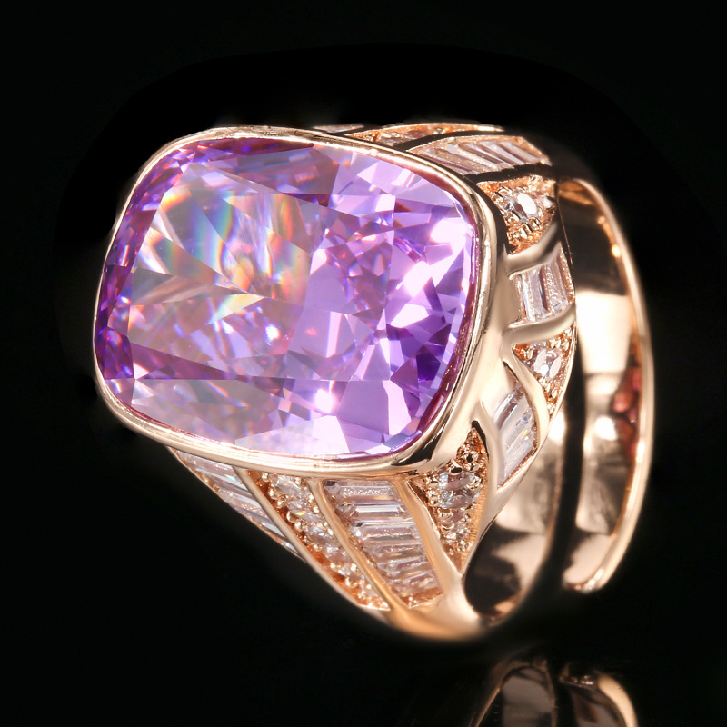 Anillo abierto de oro rosa con diamante púrpura talla Flor de Hielo