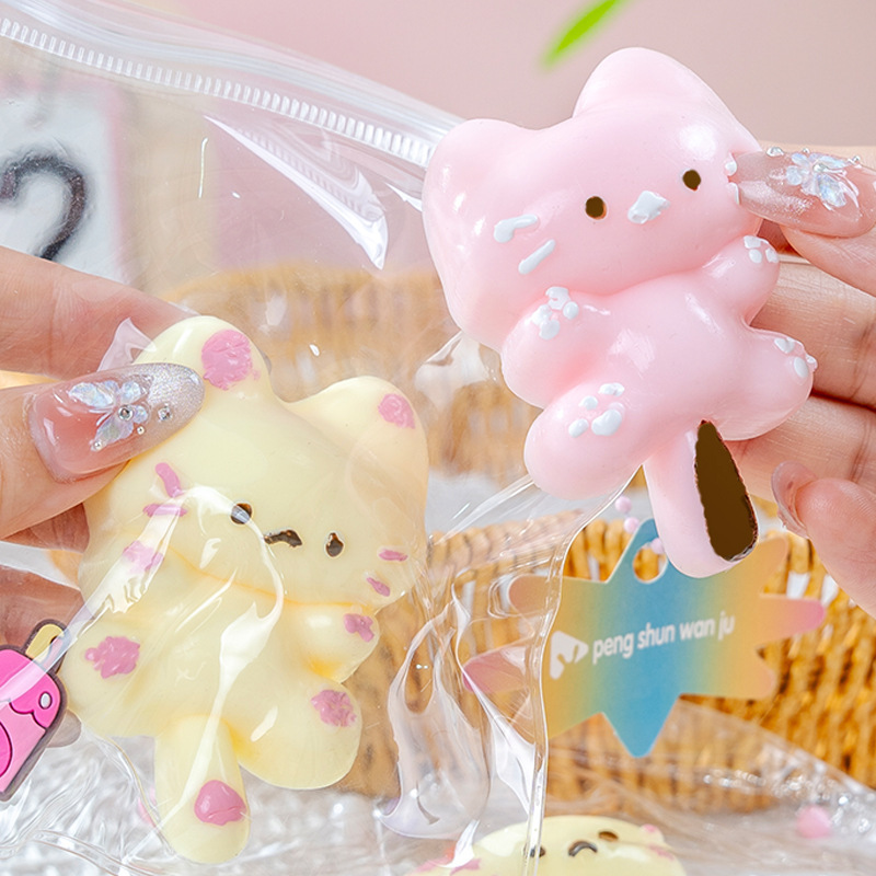 Pop pequeño gato leche-rosa