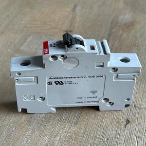 Nuovo e originale Plc S281 K4A interruttore 1 POLE 4A 230400V PLC Controller di programmazione - Product Image 1
