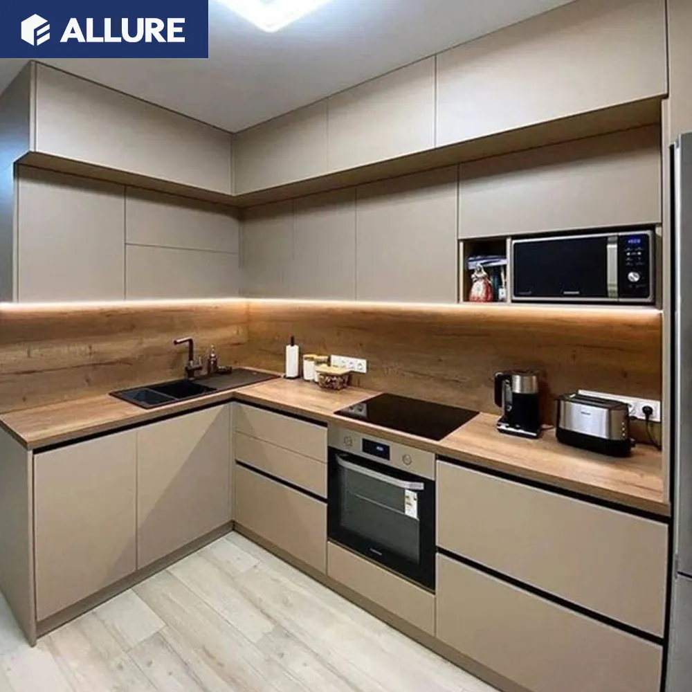 Allure Bon marché Design de luxe personnalisé prêt à monter Armoires de cuisine en pvc aux designs modernes pour la maison