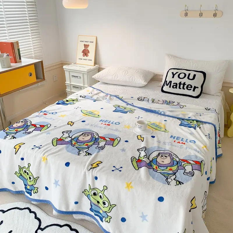 Fraise ours Mickey lait couverture en peluche dessin animé maternelle couverture pour enfants couverture corail couverture en peluche
