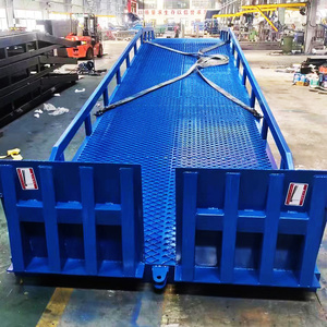 Ponte della piattaforma di carico della rampa del carrello elevatore della capacità di 10 tonnellate per la movimentazione di Pallet di scarico del contenitore per le aziende agricole nuovo o usato